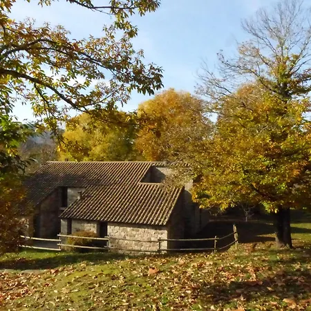 Vakantiepark Terres De France - Le Domaine Des Vans Chambonas