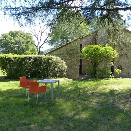 Terres De France - Le Domaine Des Vans Vakantiepark Chambonas