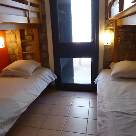 Vakantiepark Terres De France - Le Domaine Des Vans 3*