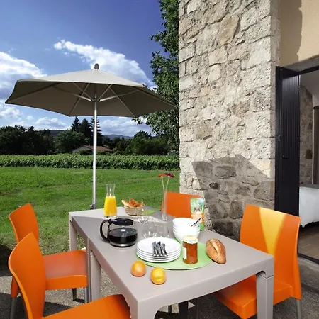 Terres De France - Le Domaine Des Vans Vakantiepark Chambonas